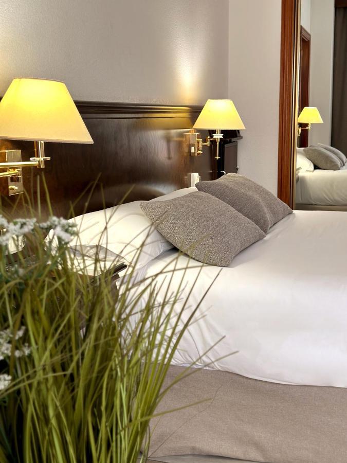 Turia Valencia Hotel Ngoại thất bức ảnh